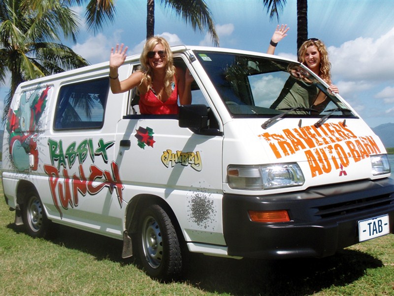 TAB lakóautó az STA Traveltől