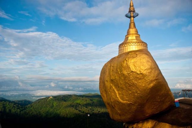 Visiting the Golden Rock, Kyaiktiyo, Myanmar