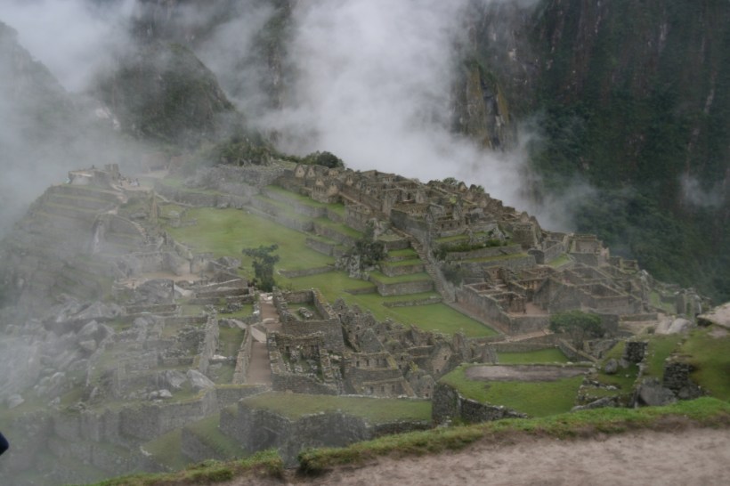 Machu Picchu előbukkan a hajnali párából